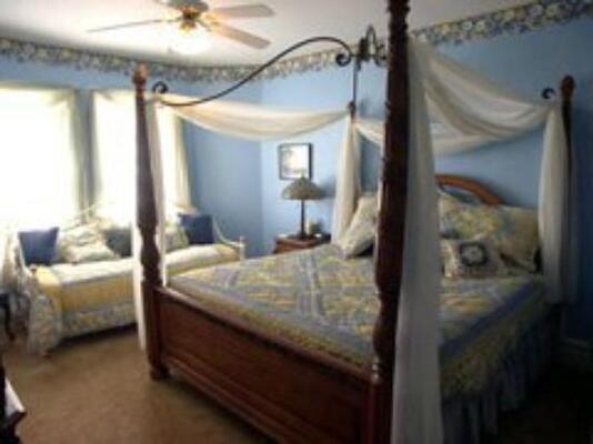 Lennox House Bed and Breakfast