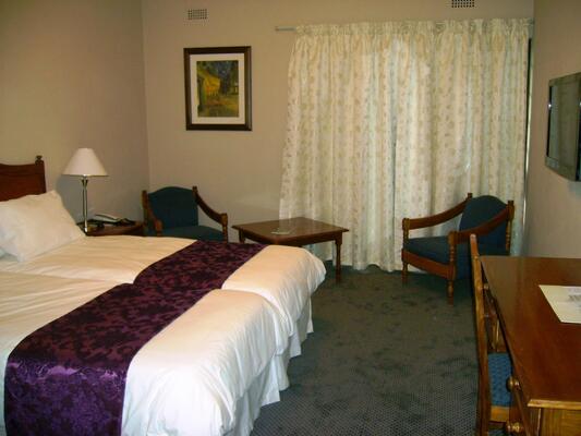 Bronte Hotel