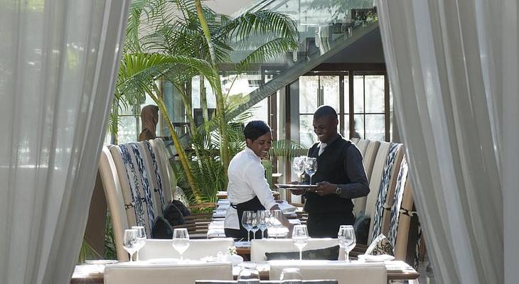 Vineyard Hotel