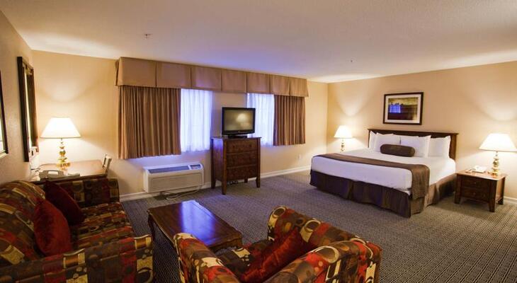 Tuscany Suites & Casino