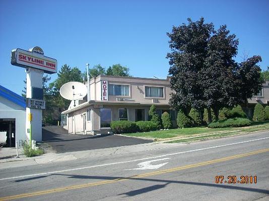 Skyline Inn