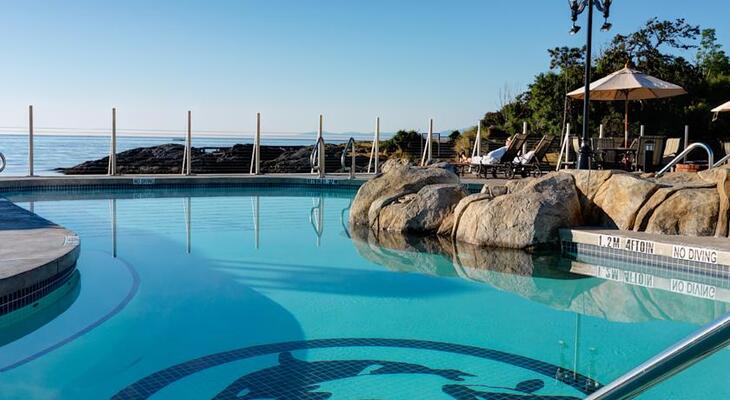 Oak Bay Beach Hotel