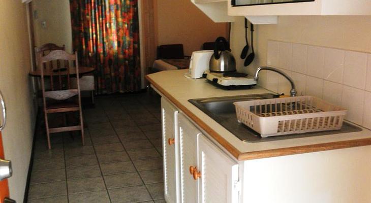Sundeck Suites