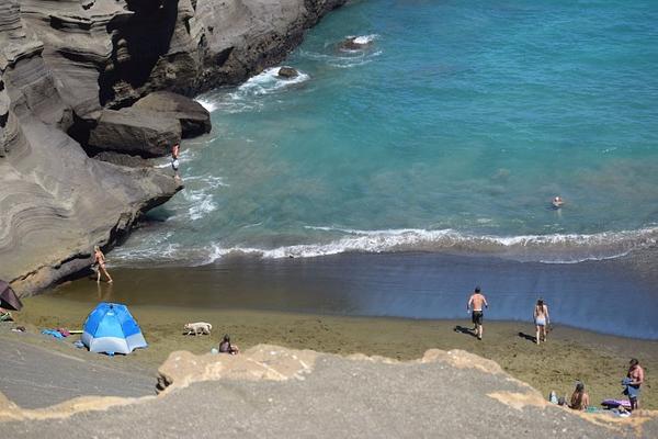 Papakolea Green Sand Beach