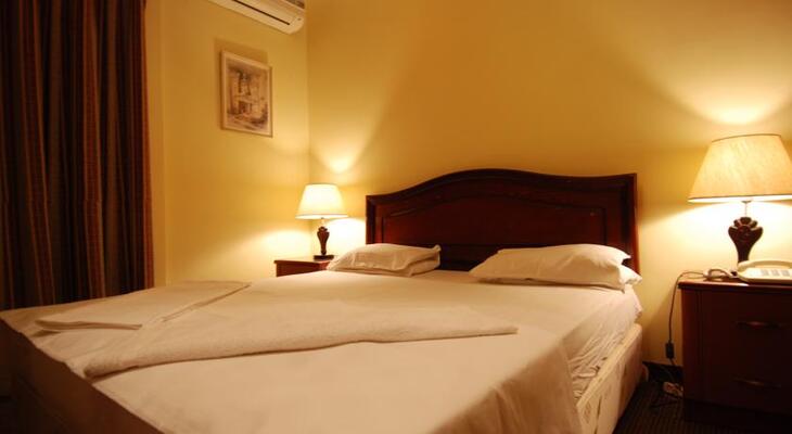Al Rashid Hotel
