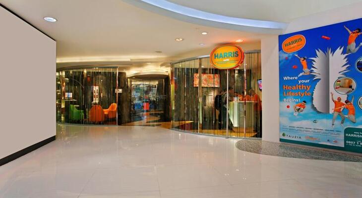 HARRIS Suites FX Sudirman