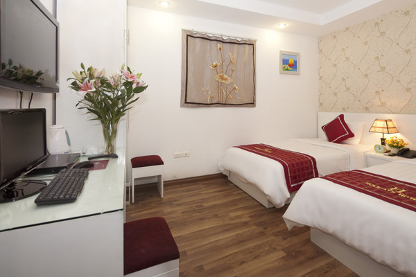 Hanoi Holiday Diamond Hotel