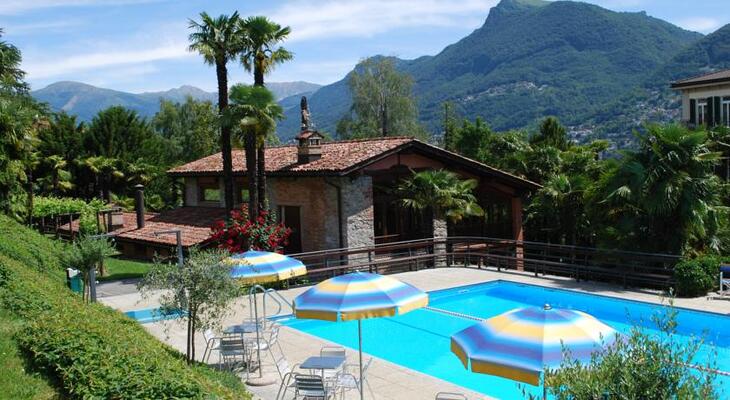 Hotel Montarina & Backpackers Hostel