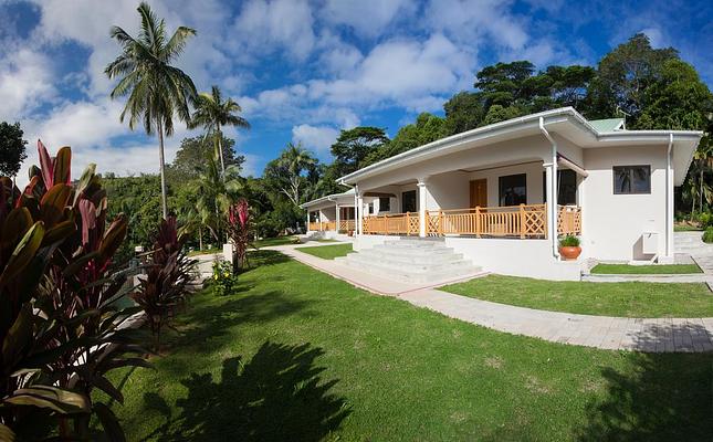 Anse Soleil Beachcomber