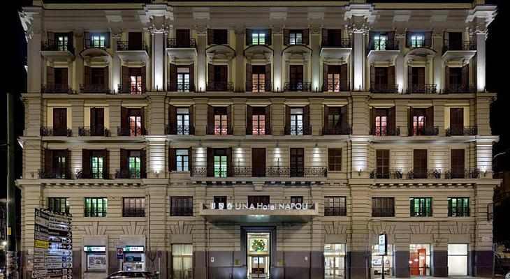 UNA Hotel Napoli