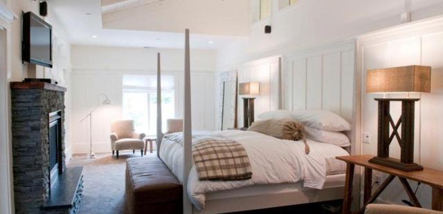 Farmhouse Inn