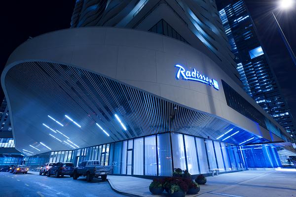 Radisson Blu Aqua Hotel, Chicago