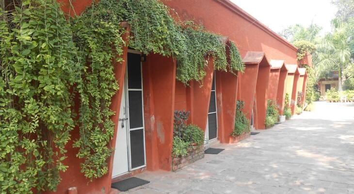 Hotel Sheela, 100m from Taj Mahal
