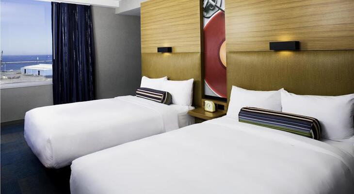 Aloft Cleveland Downtown