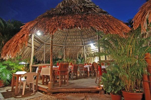 Kariwak Village Restaurant