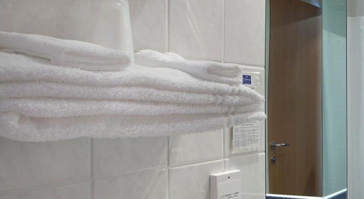Holiday Inn Express Geneva Airport, an IHG hotel