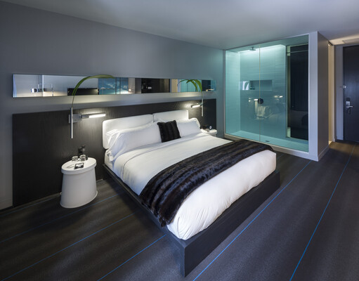 W Montreal