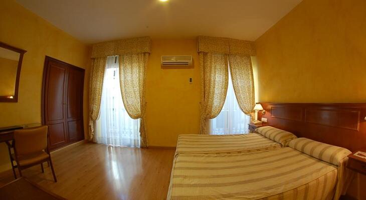 Hotel Los Tilos