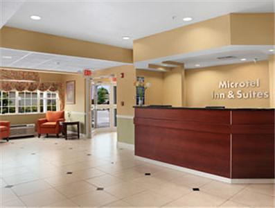 Microtel Inn & Suites By Wyndham Panama City