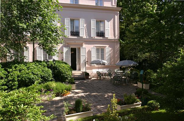 Hotel des Grandes Ecoles