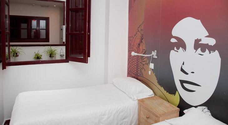 Home Youth Hostel Valencia