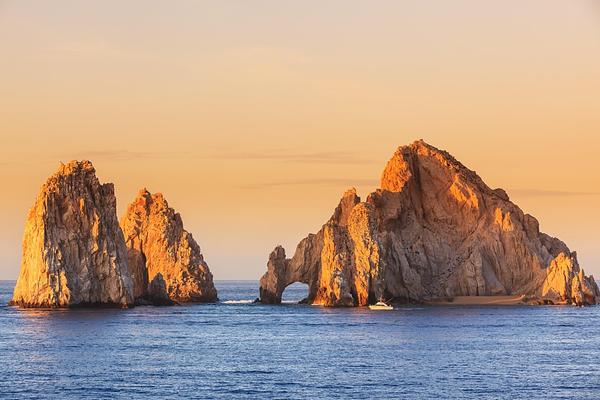 Cabo's new and renovated hotels