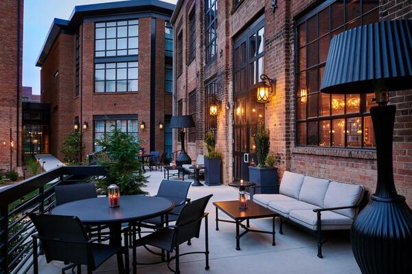 The Foundry Hotel Asheville, Curio Collection by Hilton