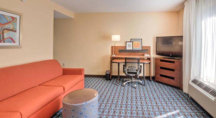 Fairfield by Marriott Inn & Suites Raleigh Crabtree Valley
