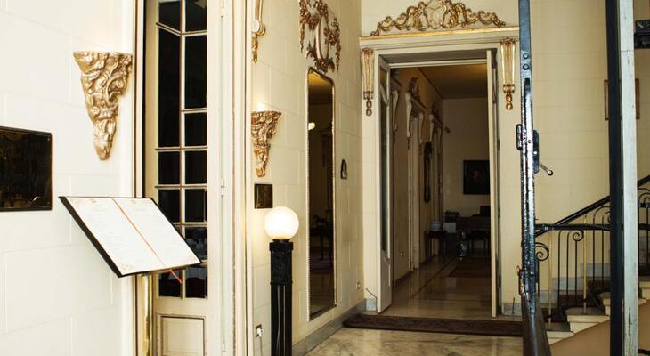 Paradise Inn Le Metropole Hotel