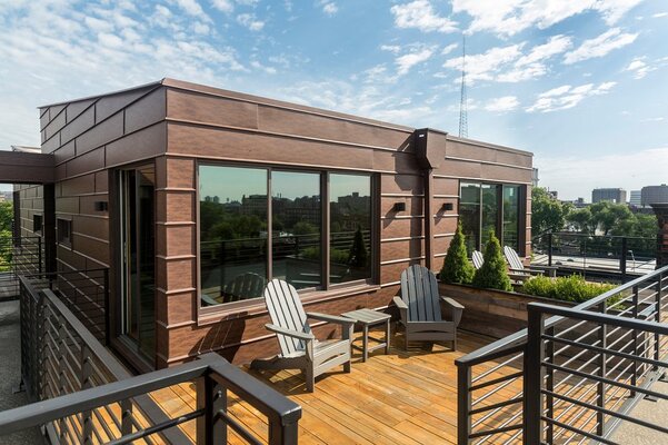 El Moore Lodge & Residences