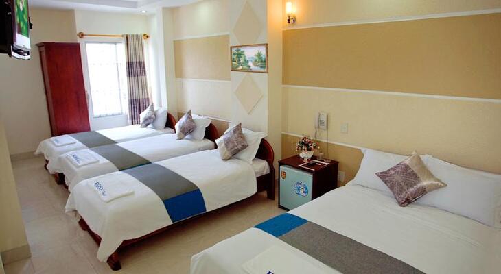 Rosy Hotel