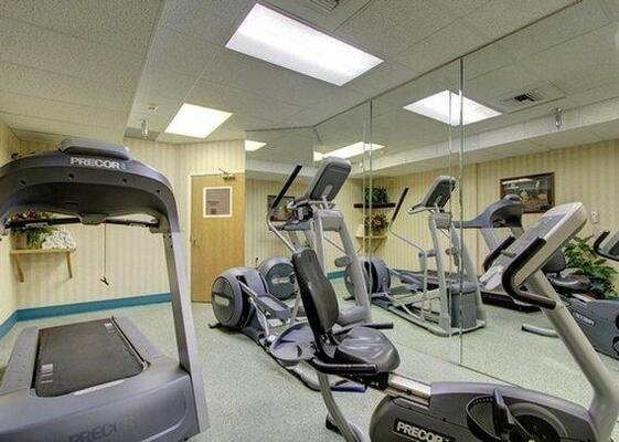 Clarion Suites Downtown