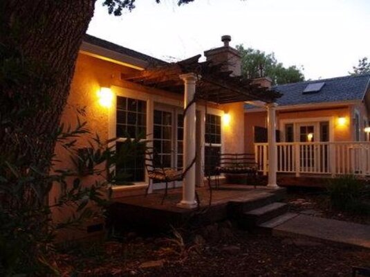 Glen Ellen Inn
