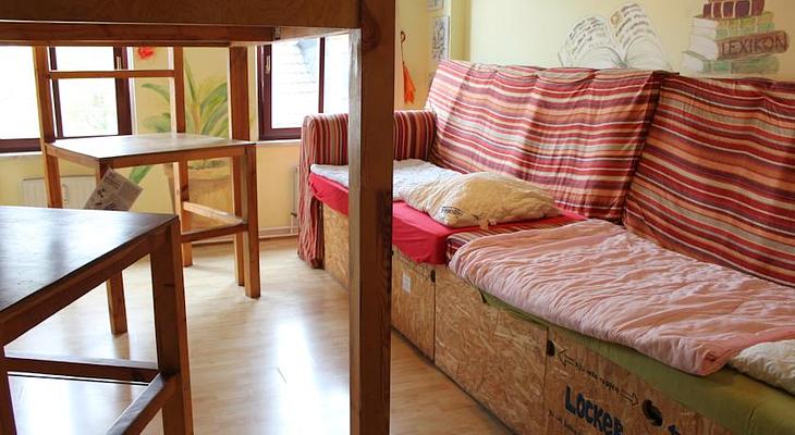 Hostel Lollis Homestay