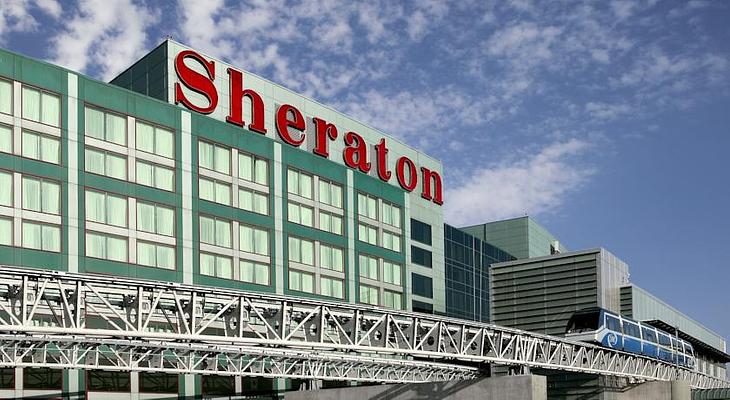 Sheraton Gateway Hotel in Toronto International Airport