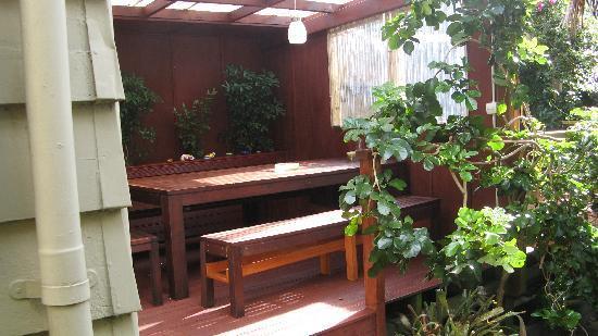 The Red Monkey Travellers' Lodge