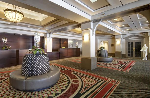 Crowne Plaza Indianapolis-Dwtn-Union Stn, an IHG Hotel