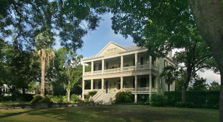 Noble Inns - The Oge House, Inn on the Riverwalk