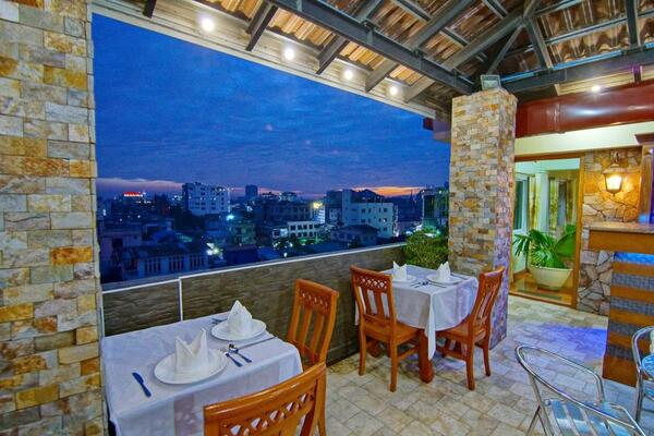 79 Living Hotel