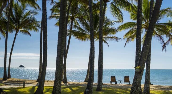 Alamanda Palm Cove by Lancemore