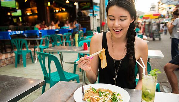 8 great apps for traveling food lovers