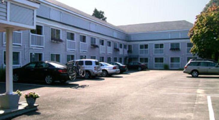 SeaCoast Inn