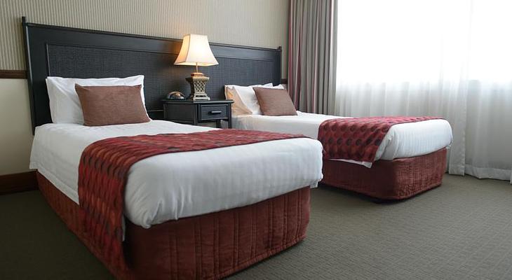 Burke & Wills Hotel