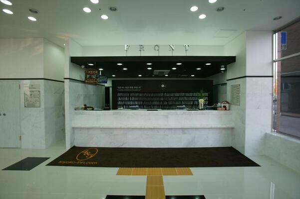 Toyoko Inn Busan Station No.1