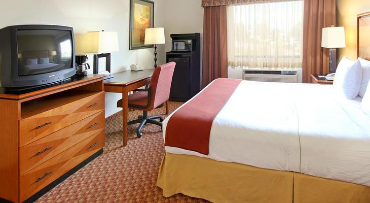 Holiday Inn Express Branson-Green Mountain Drive, an IHG Hotel