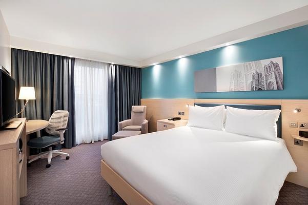 Hampton by Hilton Bristol Airport