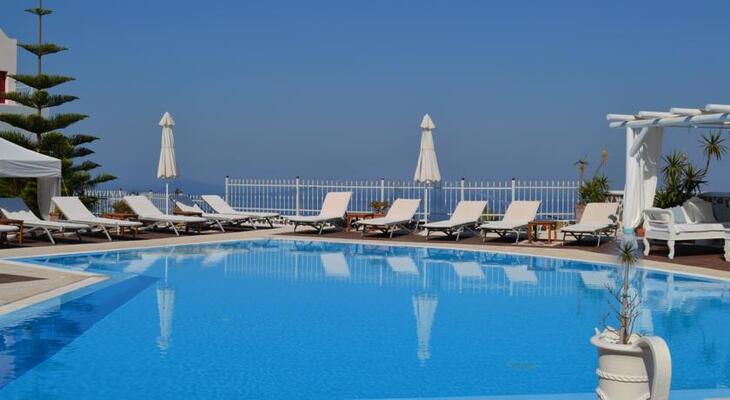 Dream Island Hotel