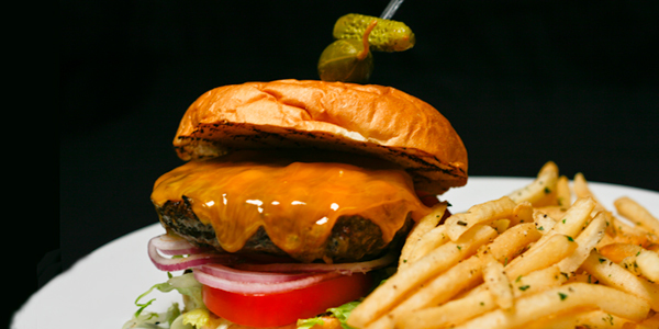 Traxx Restaurant and Bar