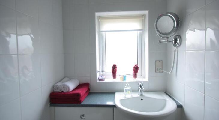 Bronte Guest House