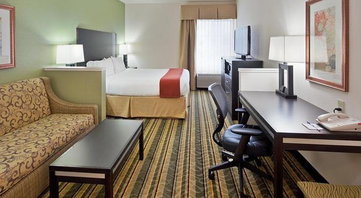 Holiday Inn Express & Suites Berkeley, an IHG Hotel